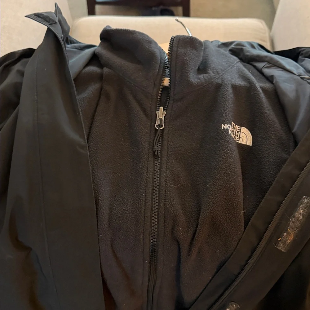 The North Face Shell Jacket - Picture 4 of 4